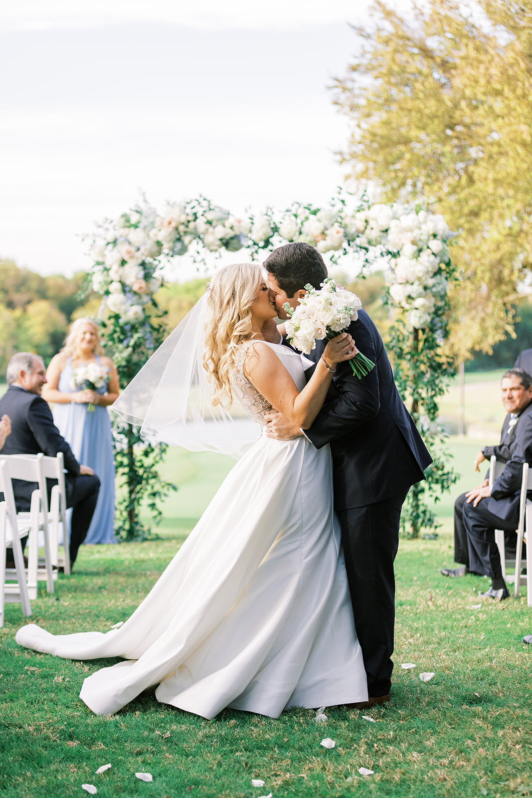 Dallas Southern Country Club Wedding by Megan Kay Photography at Glen Eagle Country Club (19)