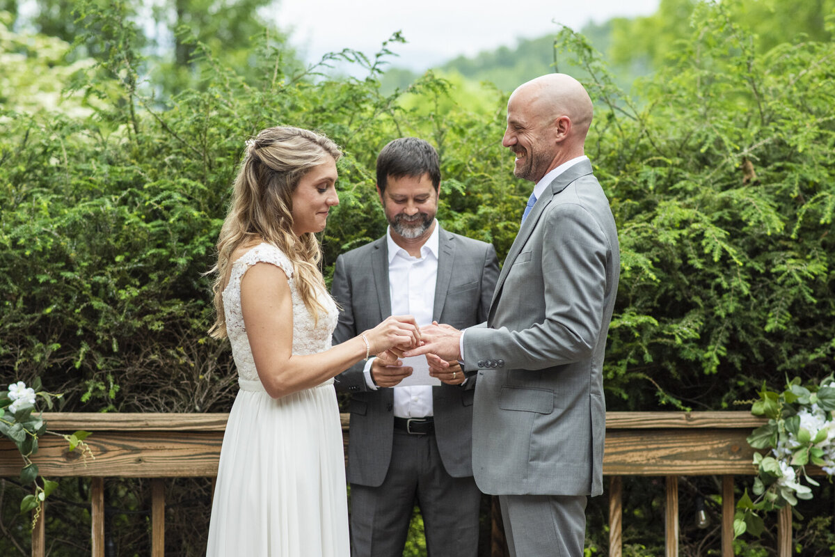 Wedding ceremony at Mount Mitchell Eco Retreat