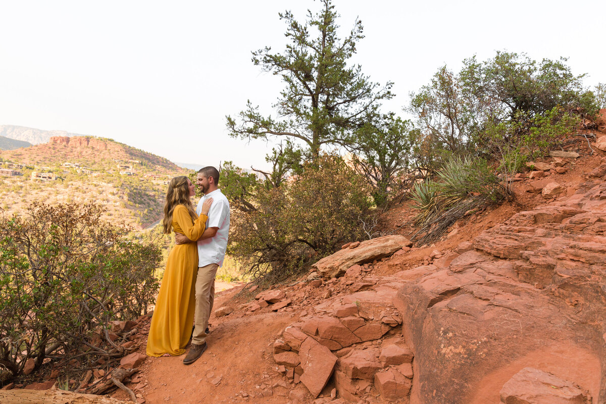 Cathedral Rock Anniversary Photography Session - Sedona, Arizona - Bayley Jordan Photography