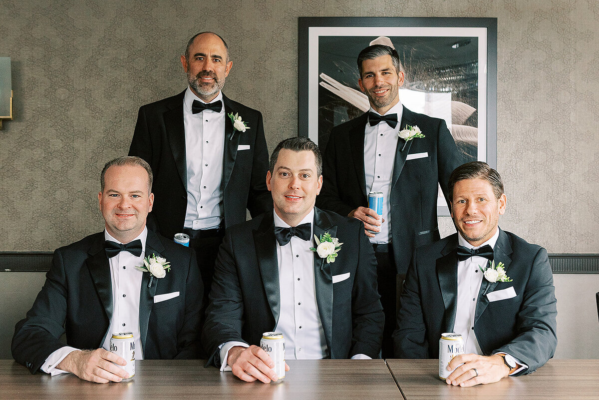groom-with-groomsmen-london-house-chicago-hbicweddings