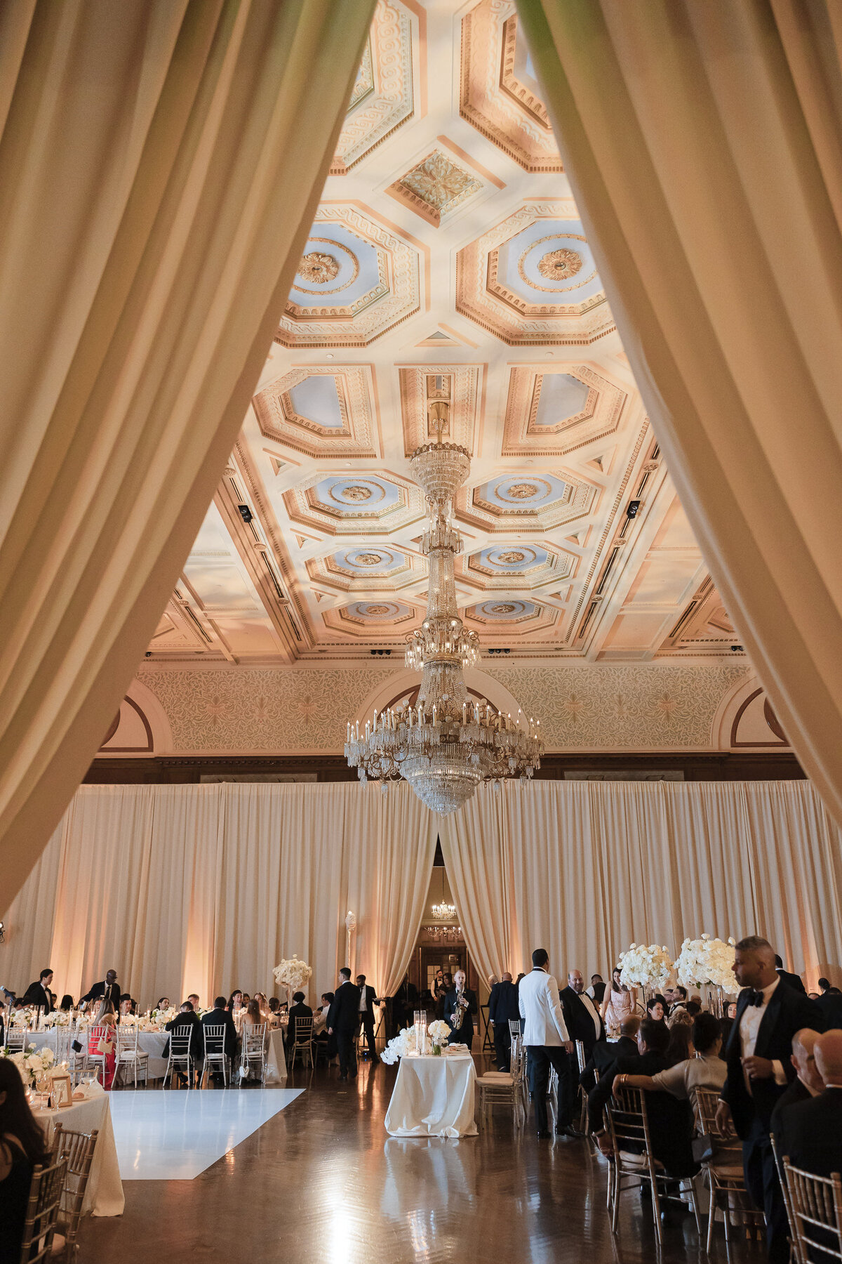 union-league-philadelphia-summer-wedding-164