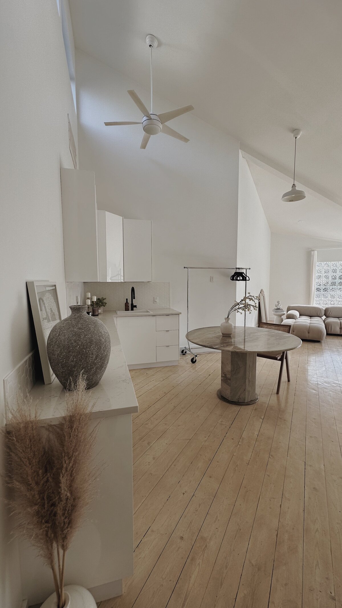 A creative studio space for photoshoots, photographers, content creators, and brands in South Surrey White Rock Vancouver area