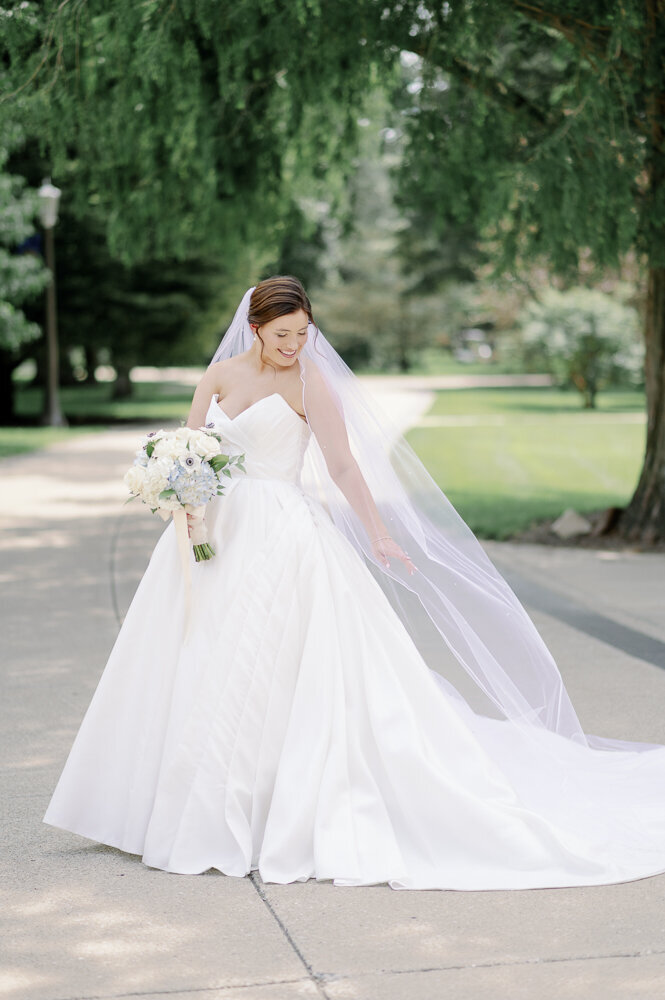 Notre-Dame-Smith-Ballroom-Summer-Wedding12