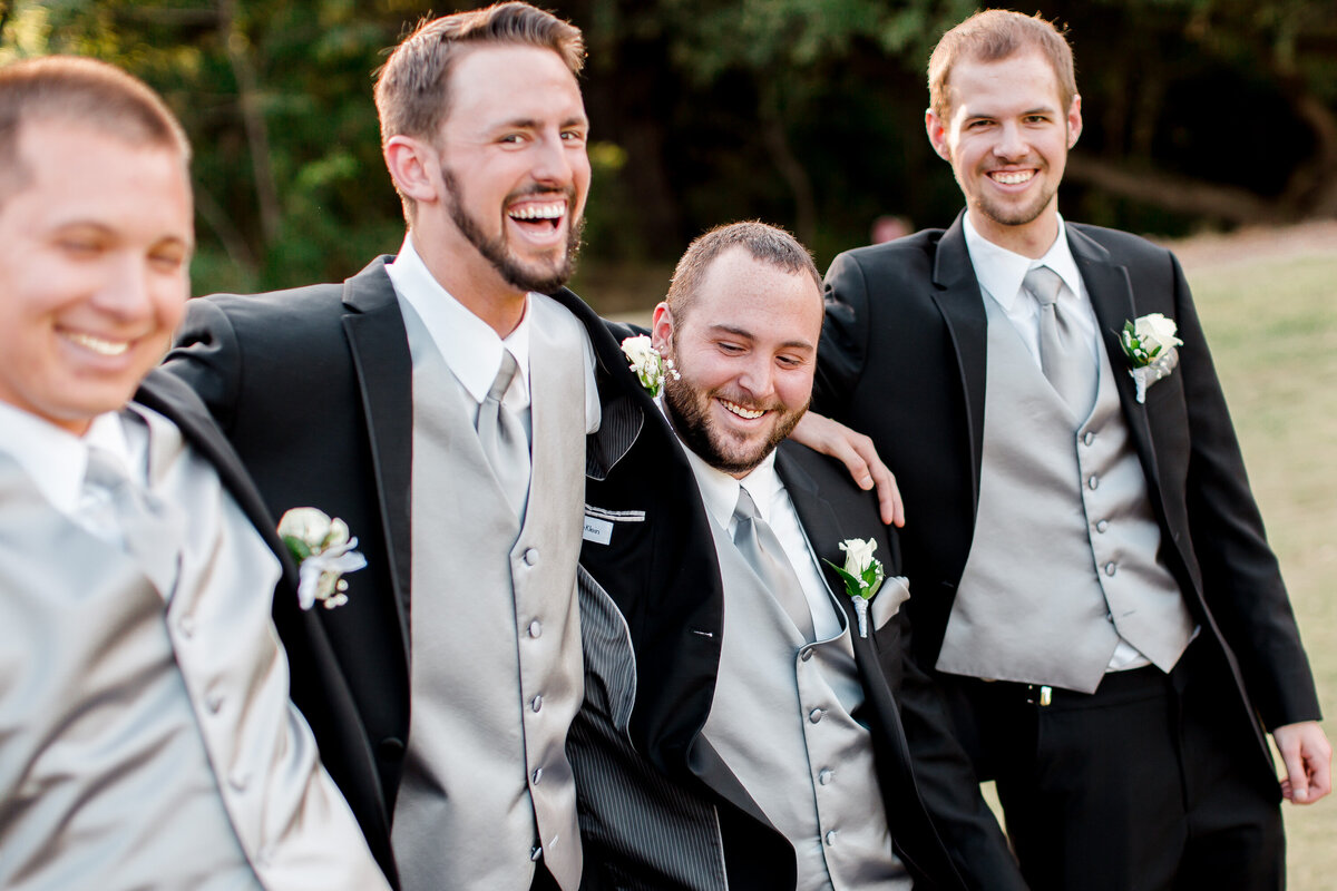 san_antonio_austin_texas_wedding_photographer-country-club-KnB-1130