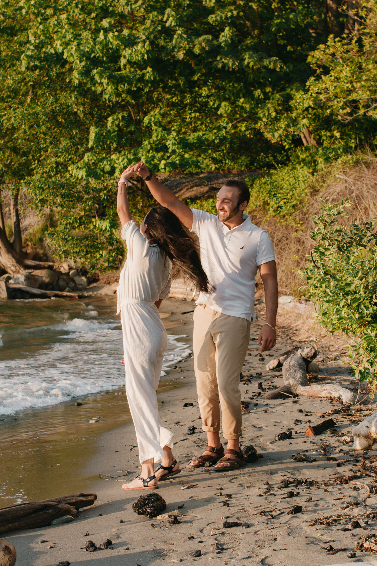 Couples-session-golden-gardens-beach-documentary-style-jennifer-moreno-photography-seattle-washington-18