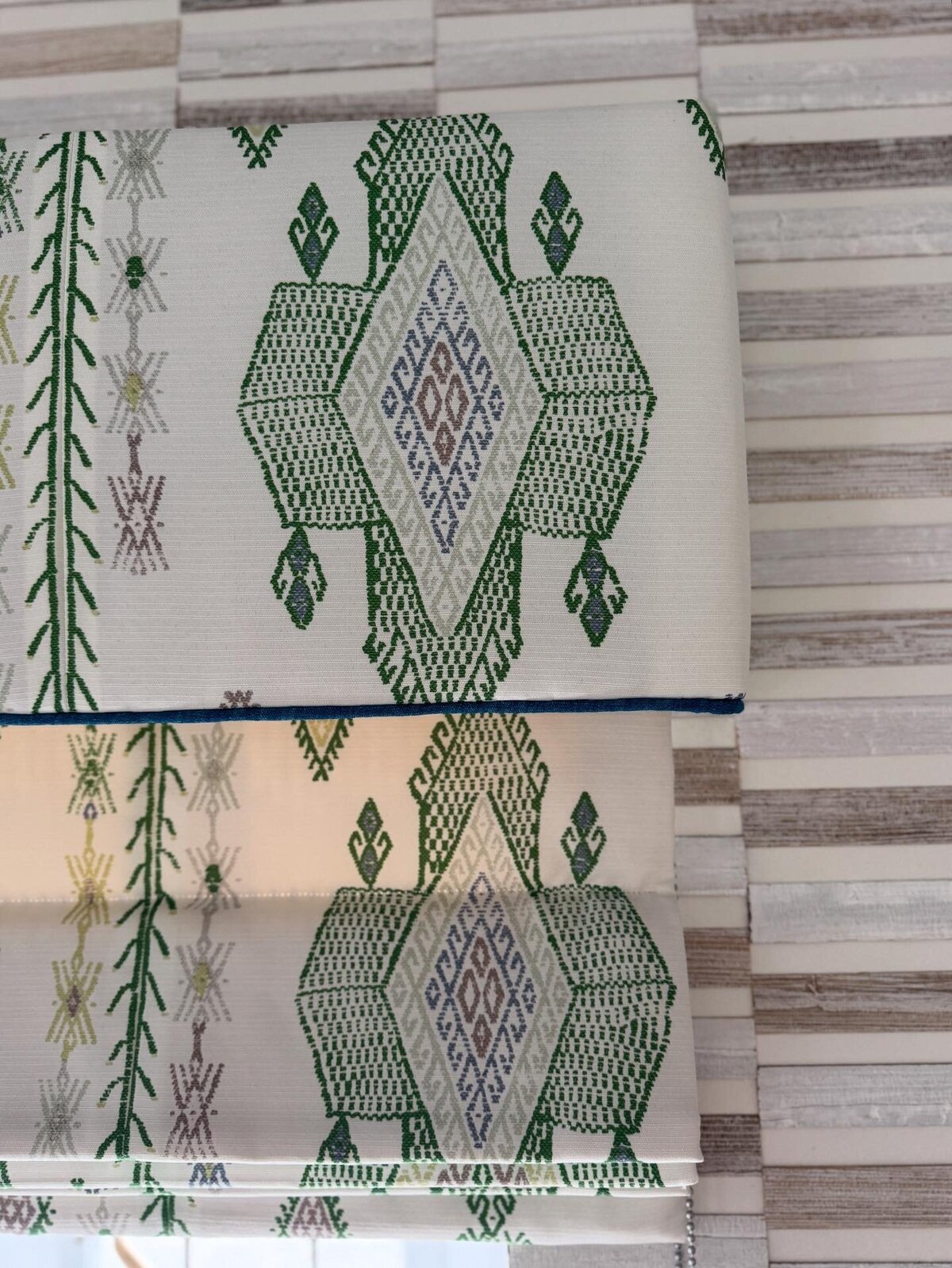 7D8C402C-404E-47F5-A289-3D9A7B00C45D 2