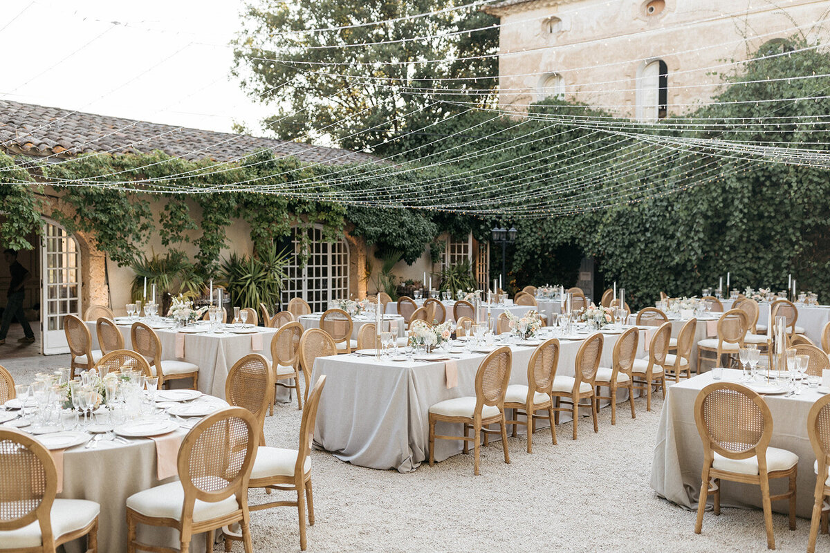 Lily Maxx wedding at chateau Robernier in a Monique Lhuillier gown - Veronique Lorre florist21