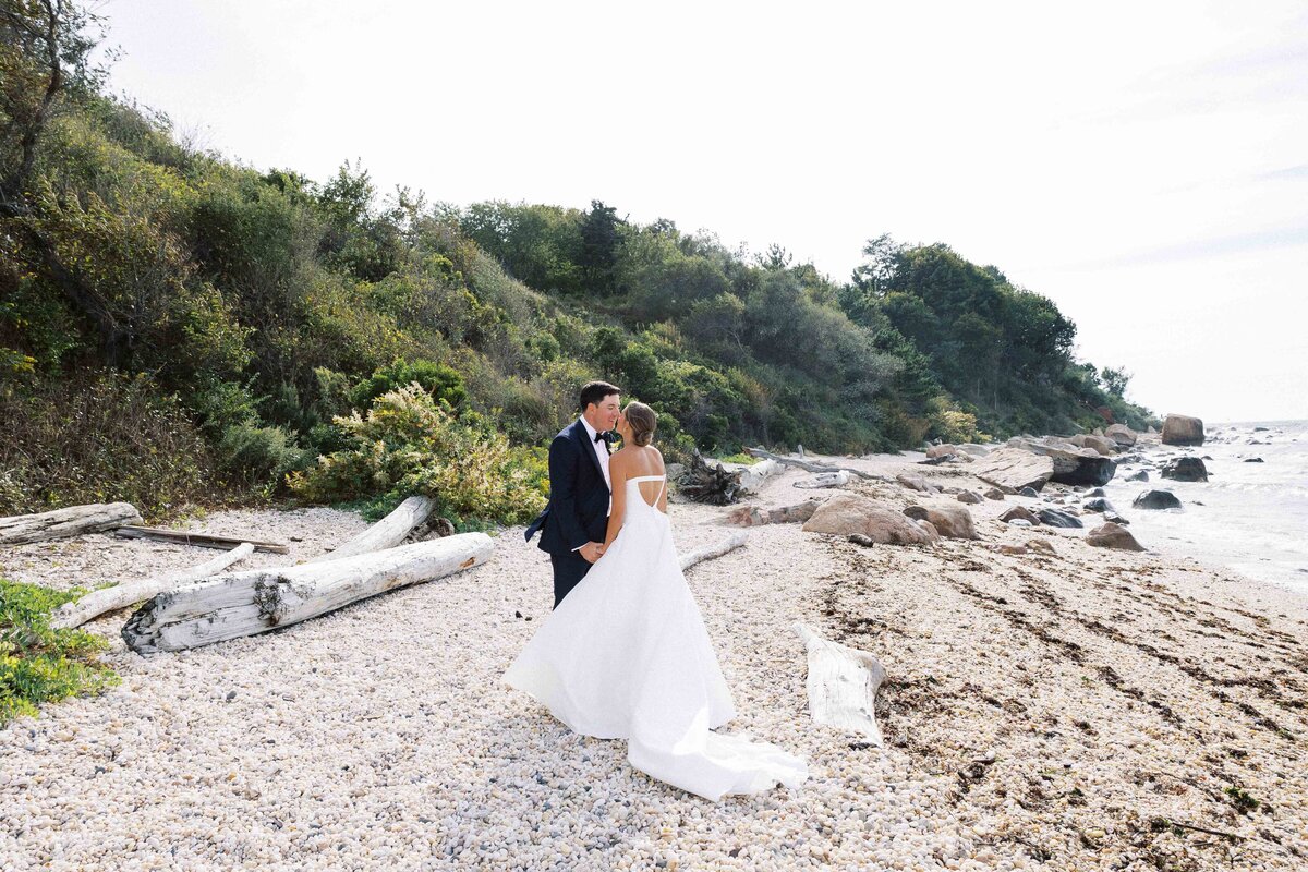 kontakosta-winery-long-island-wedding-photographer-217