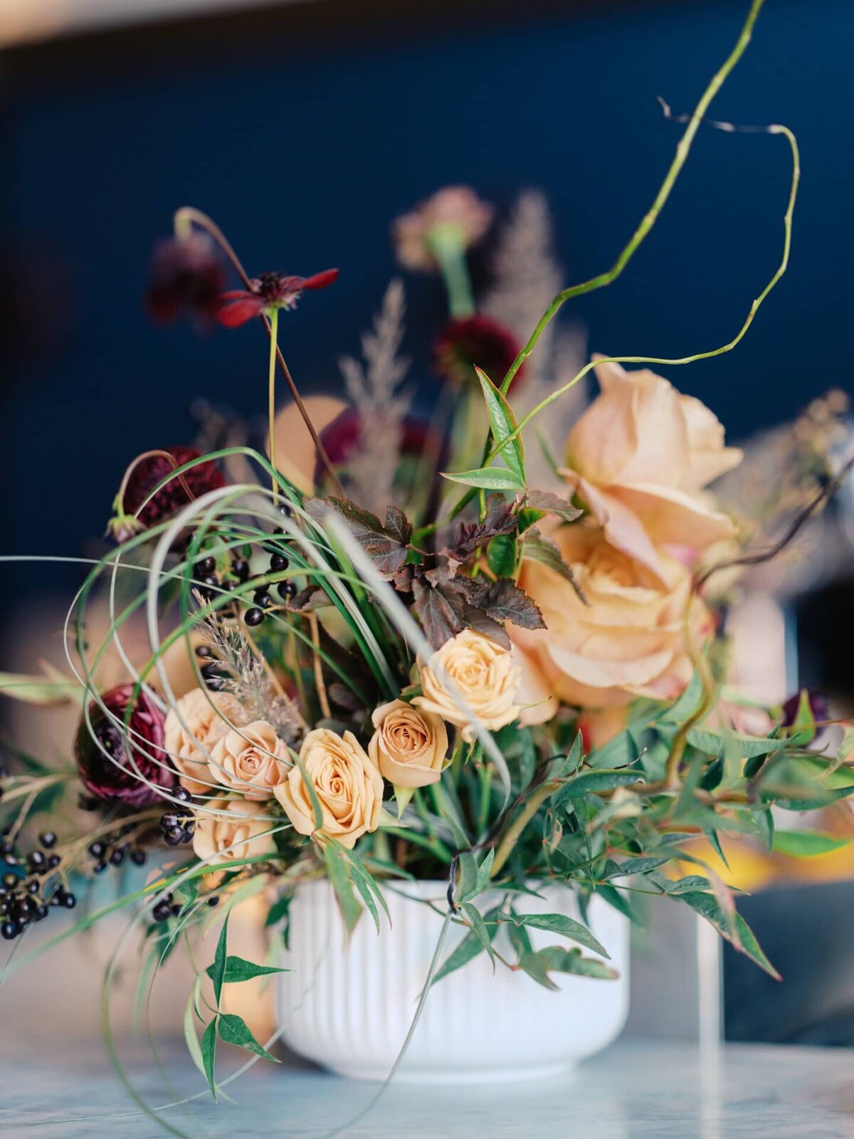 Candlelit wedding table decor
