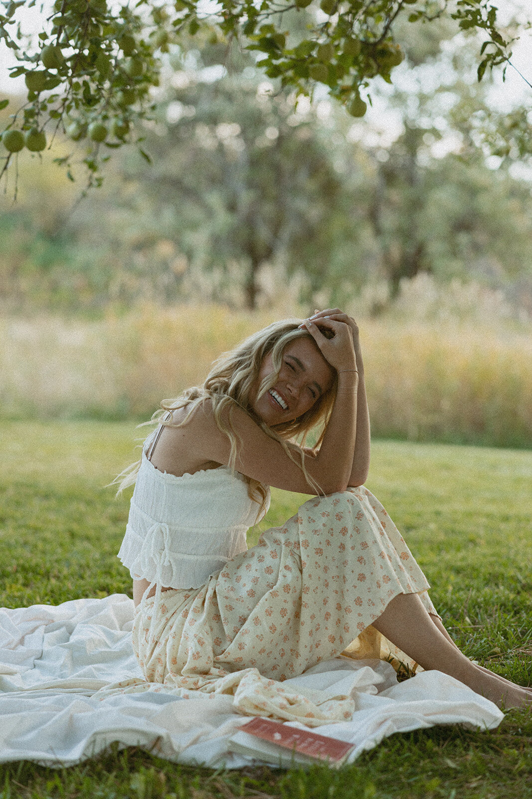tanya-davids-photo-film-documentary-idaho-utah-oregon-washington-colorado-wedding-elopement-portrait-photographer-intention-session-apple-orchard-122