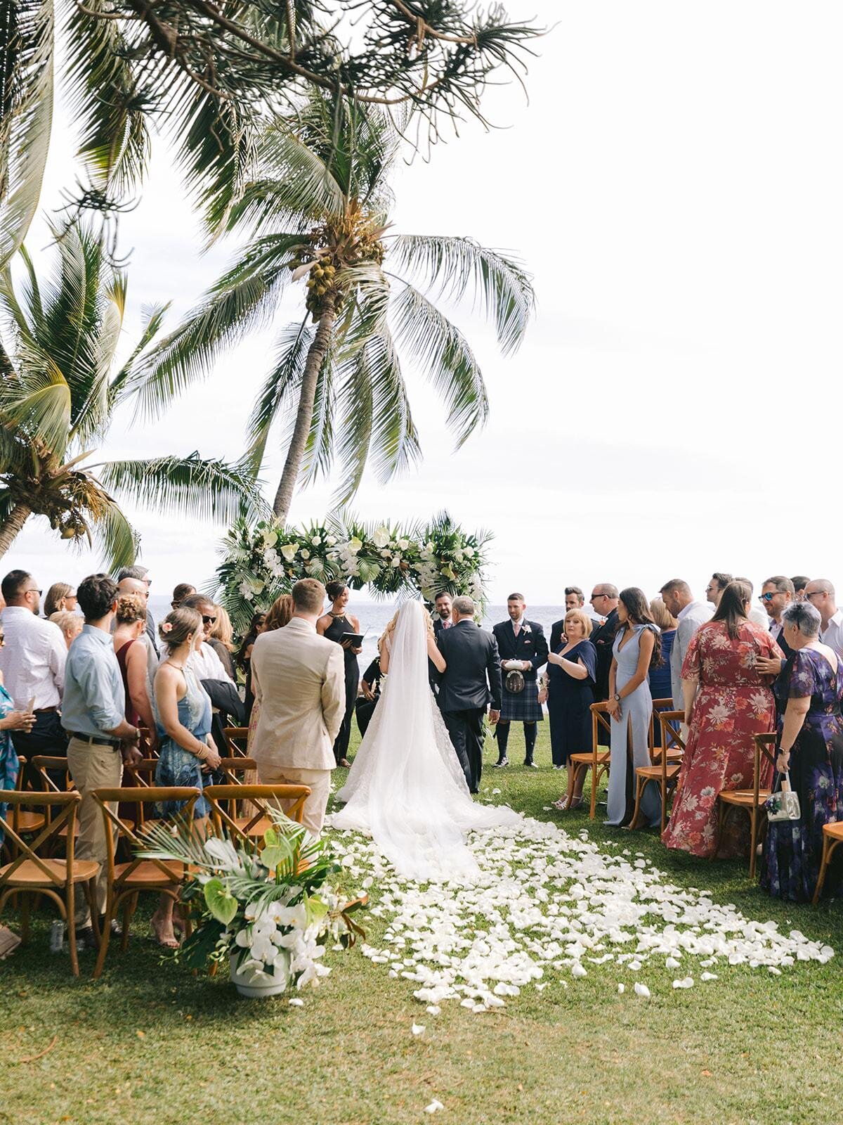 Maui-Hawaii-Wedding-Timeless-Elegance-Bre-Jane-Photography-18