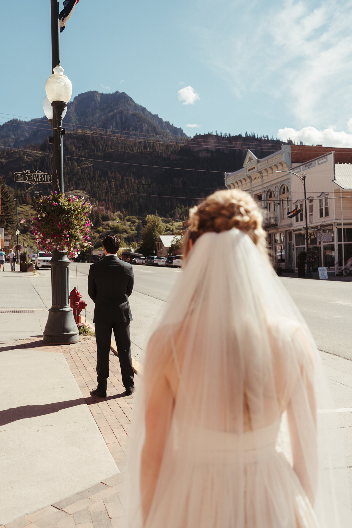 Sam-Murch-Photography-Ouray-Colorado-Summer-Tent-Mountain-Wedding-3