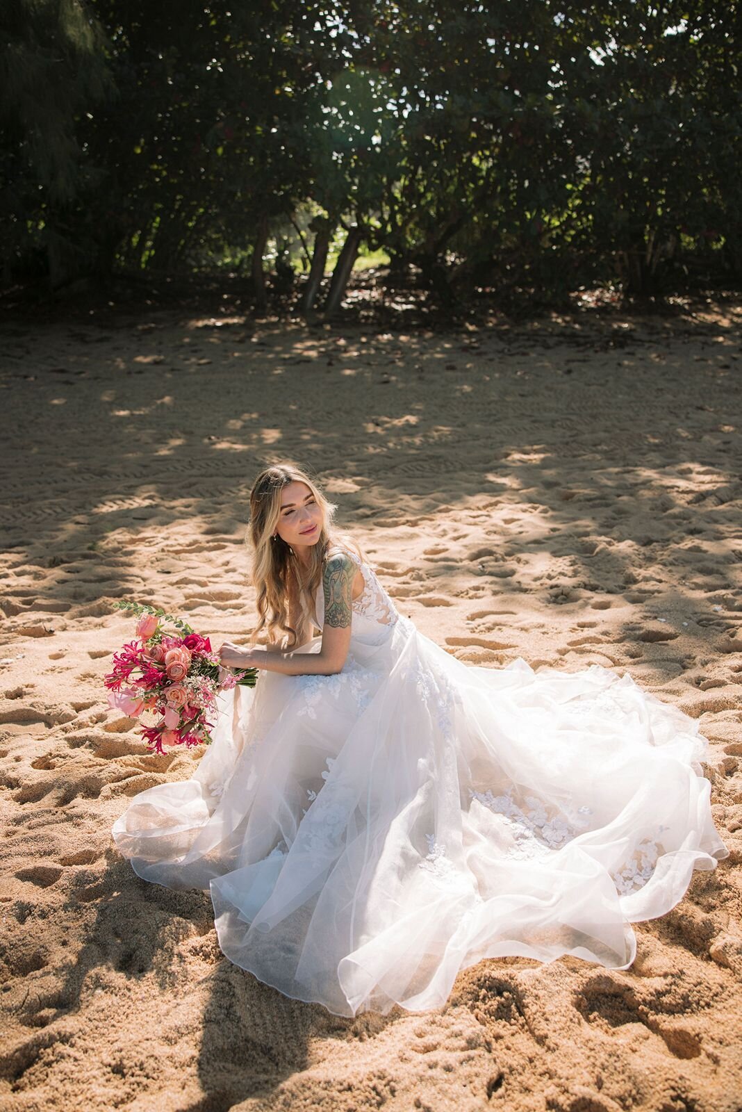 Ami-Shauna-Kauai-Elopement-1-Hanalei-Hotel-Tunnels-Beach-Photography-by-Alexandra-Masihy-262