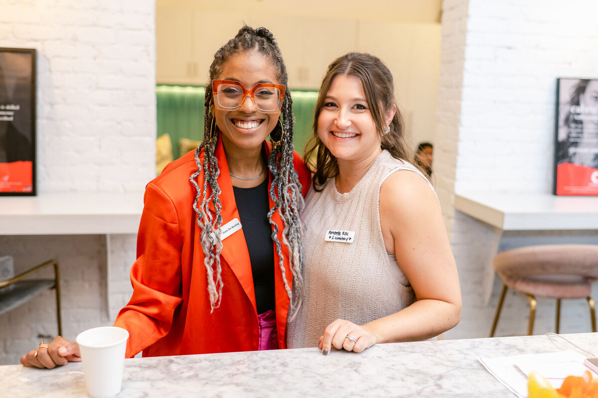 verizon-womens-colab-luminary-nyc-attendees-mingling171