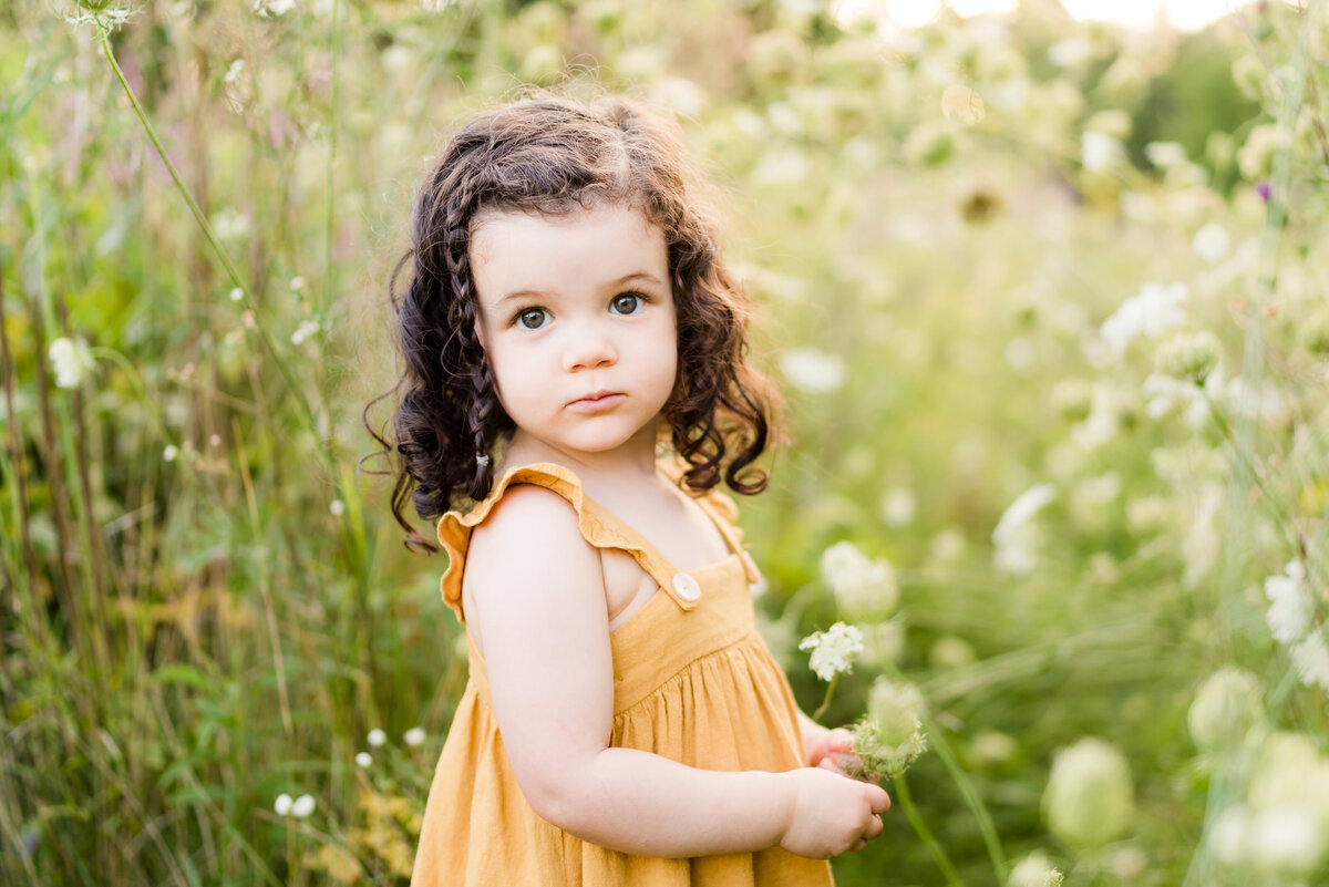 Boston-family-photographer-bella-wang-photography-Lifestyle-session-outdoor-wildflower-75