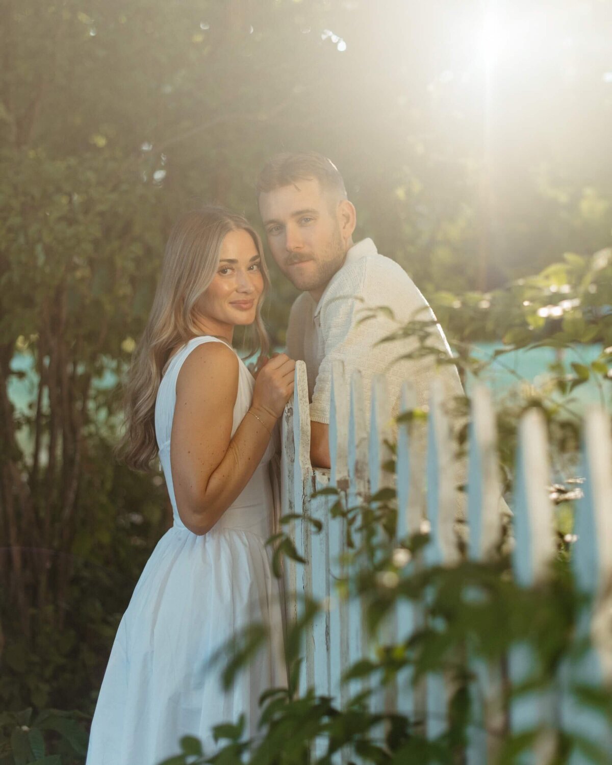 rachel-dale-photography-engaged-couple-outdoors-fence