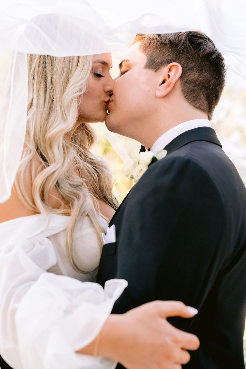 Rachel-Alex-Wedding-Sneak-Peeks-038