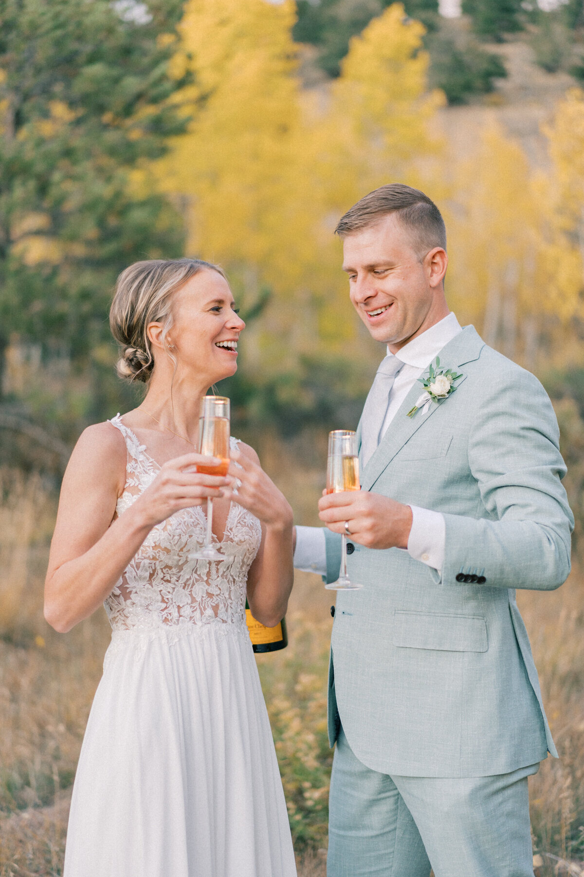 Lake_Dillon_Fall_Elopement_Mary_Ann_Craddock_0121