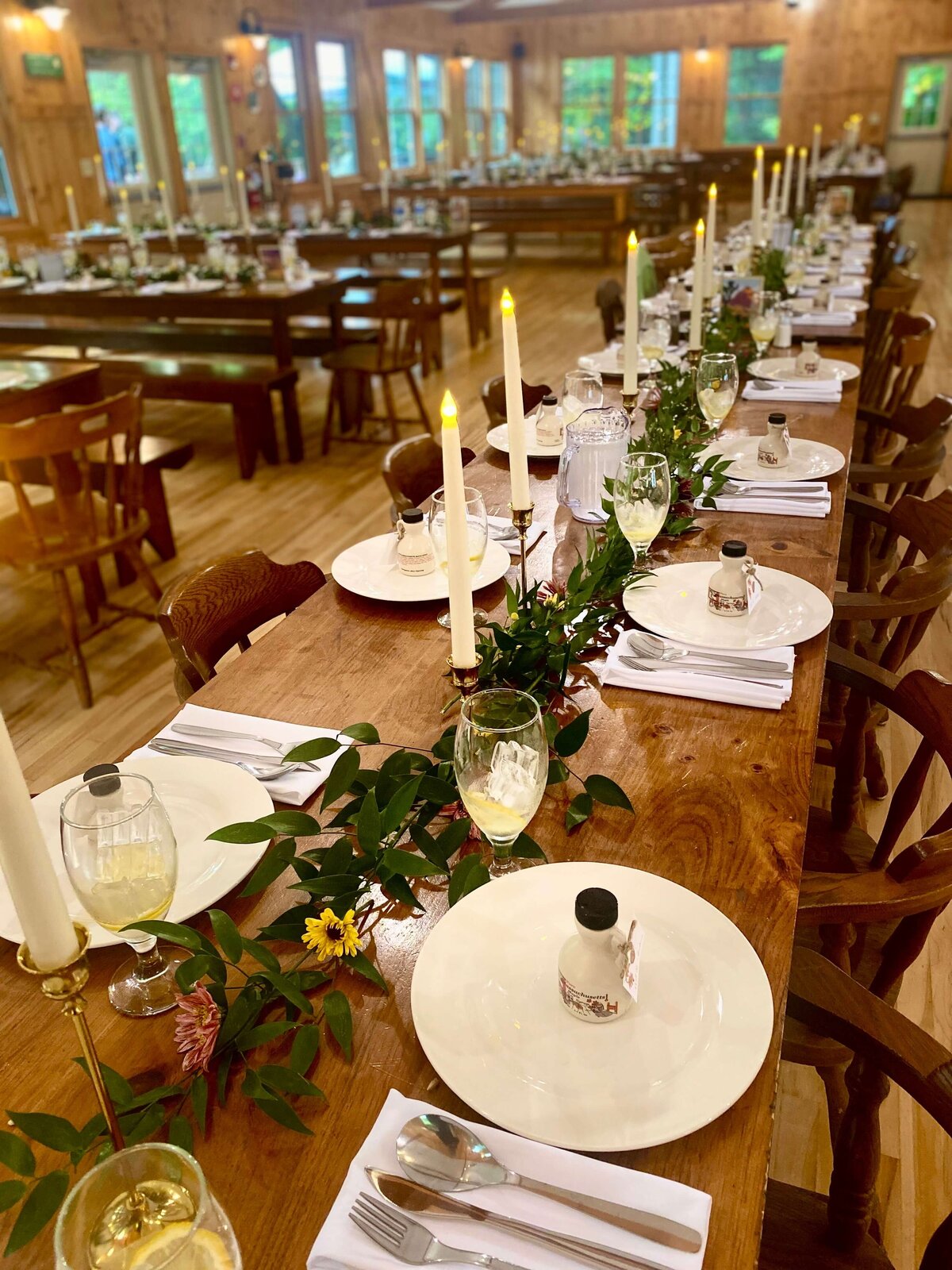 rustic-wedding-tablescape
