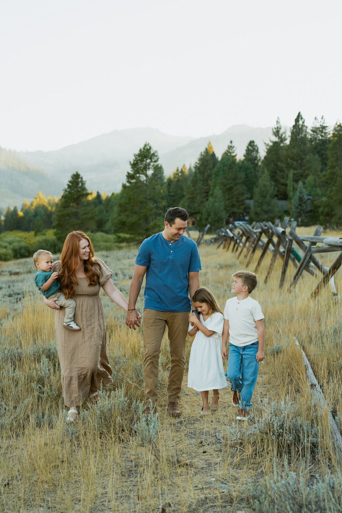Lake Tahoe-Family-Photographer-11