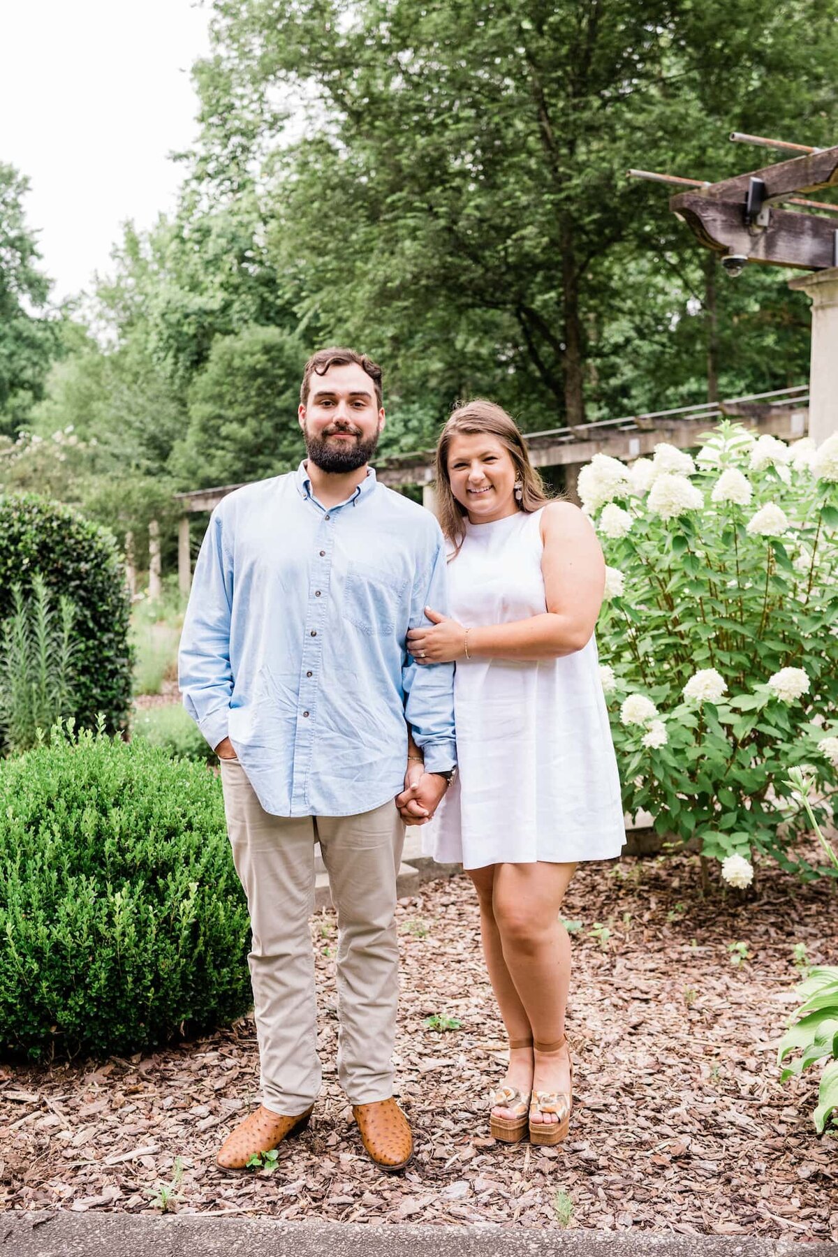 Elli-Row-Photography-CatorWoolford-Gardens-Engagement_2813