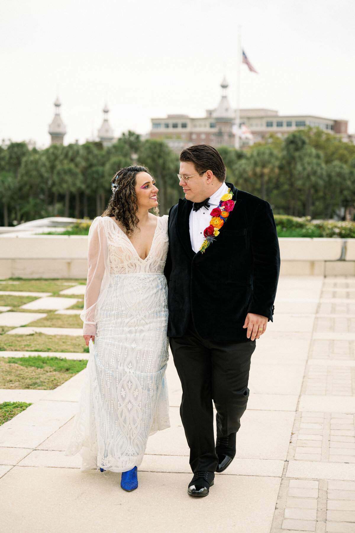 19 - Downtown Tampa Wedding Bride & Groom - Tampa Wedding Planner