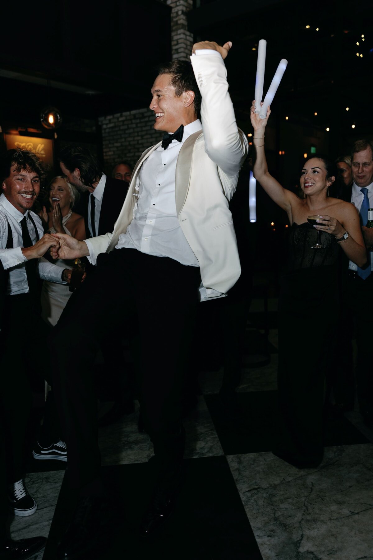 brittany-pannebaker-tampa-florida-destination-wedding-photographer-wedding-chandler-and-cole-tampa-harborside-chapel-884