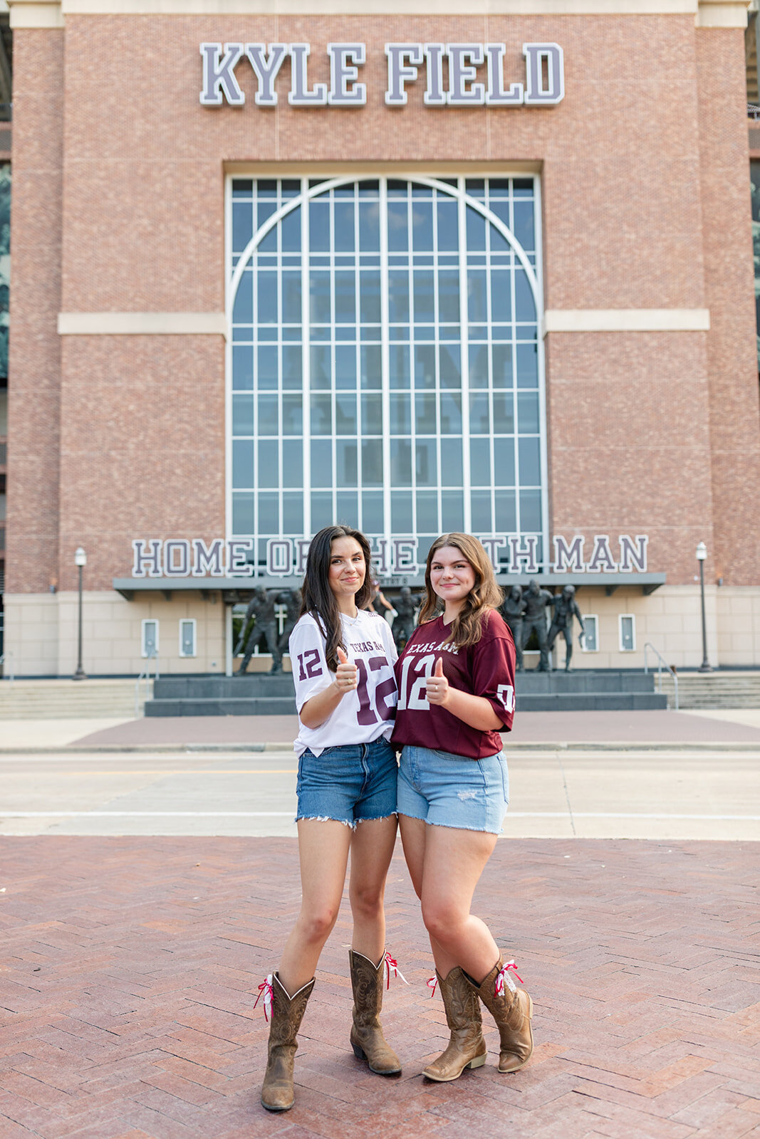 a&m senior friend session kt-162