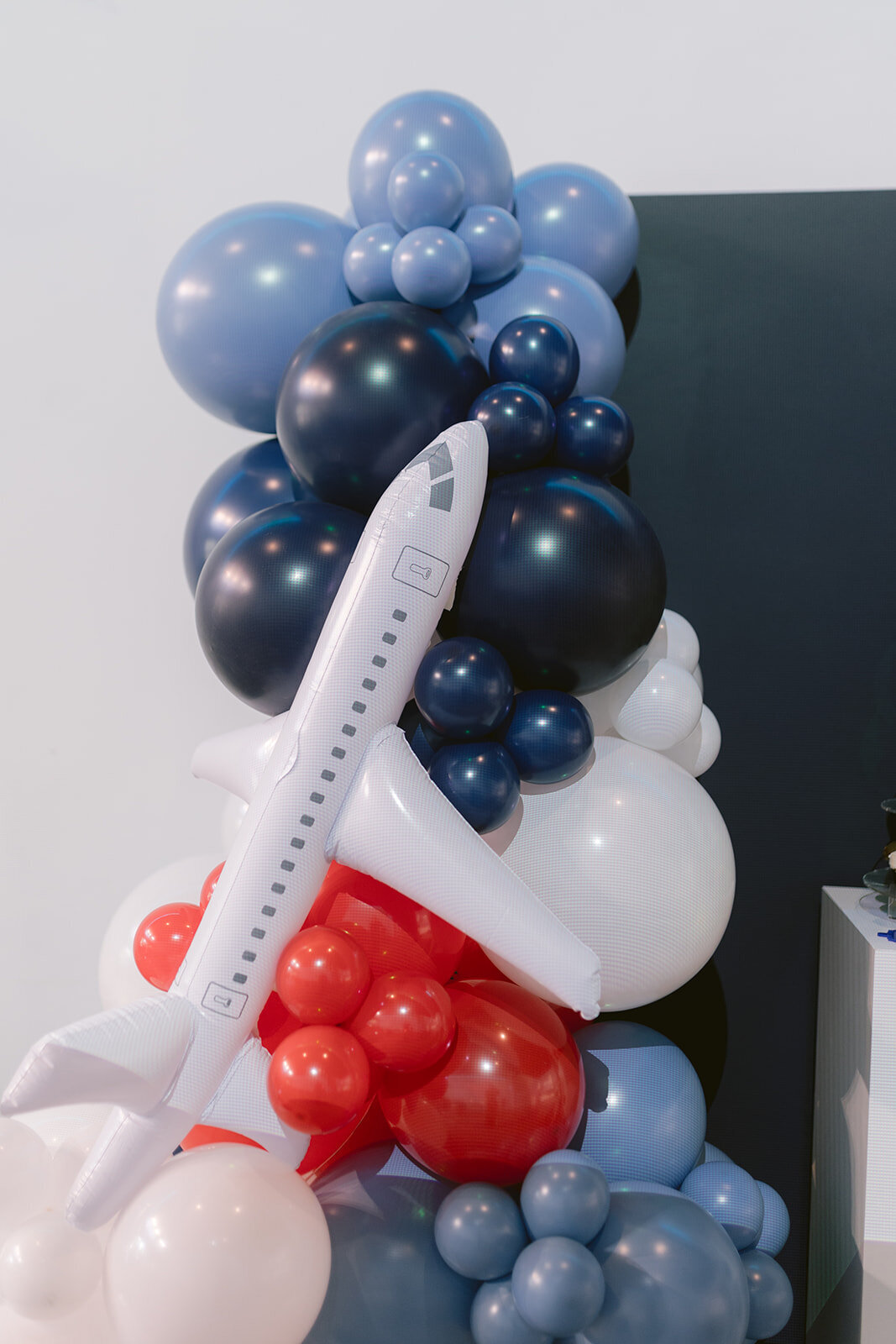 Axel's Airplane Birthday 015