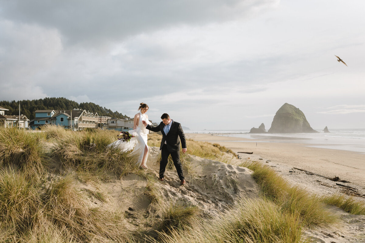 Cannon Beach Elopement Photographer_HK-56