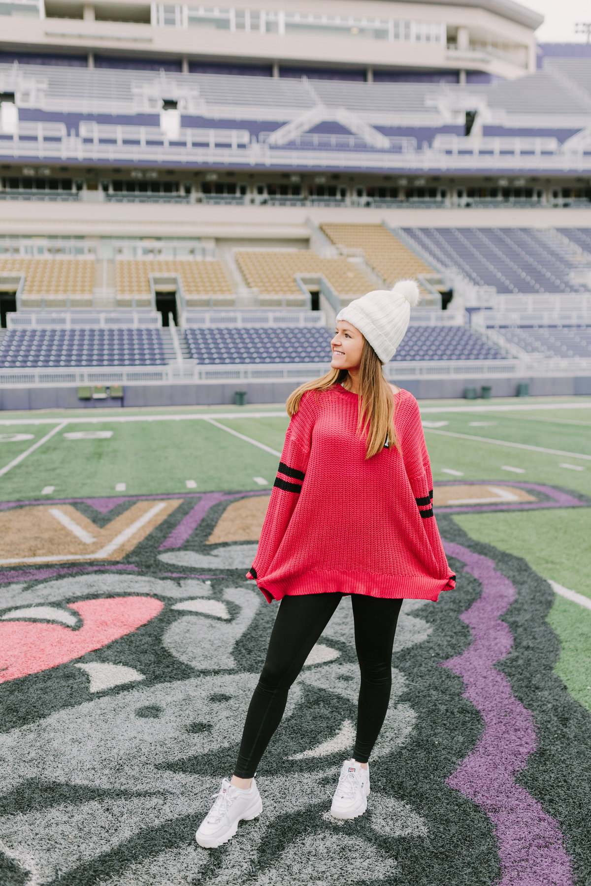 JMUVSPinkTeam2019_BridgeforthStadium_AngelikaJohnsPhotography-0034