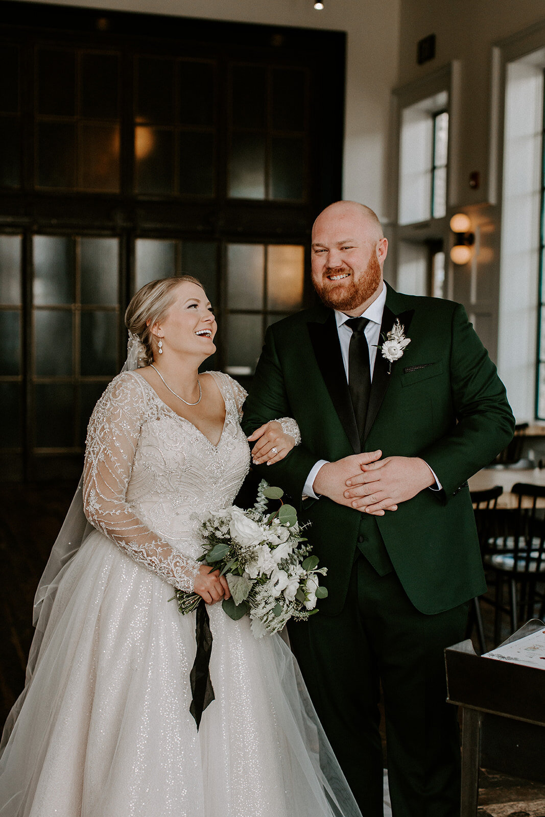 4. Surf-Hotel-Wedding-Bride-And-Groom-First-Look-107