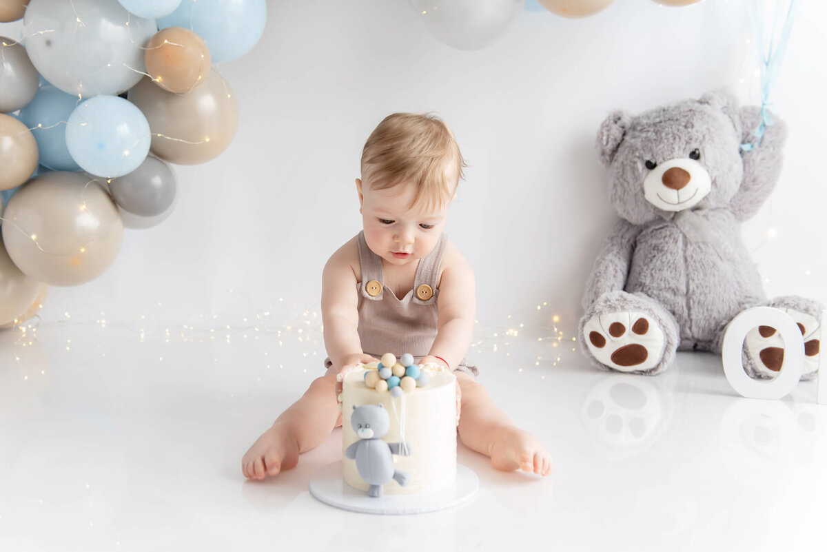 cake-smash-photographer-Burlington-49