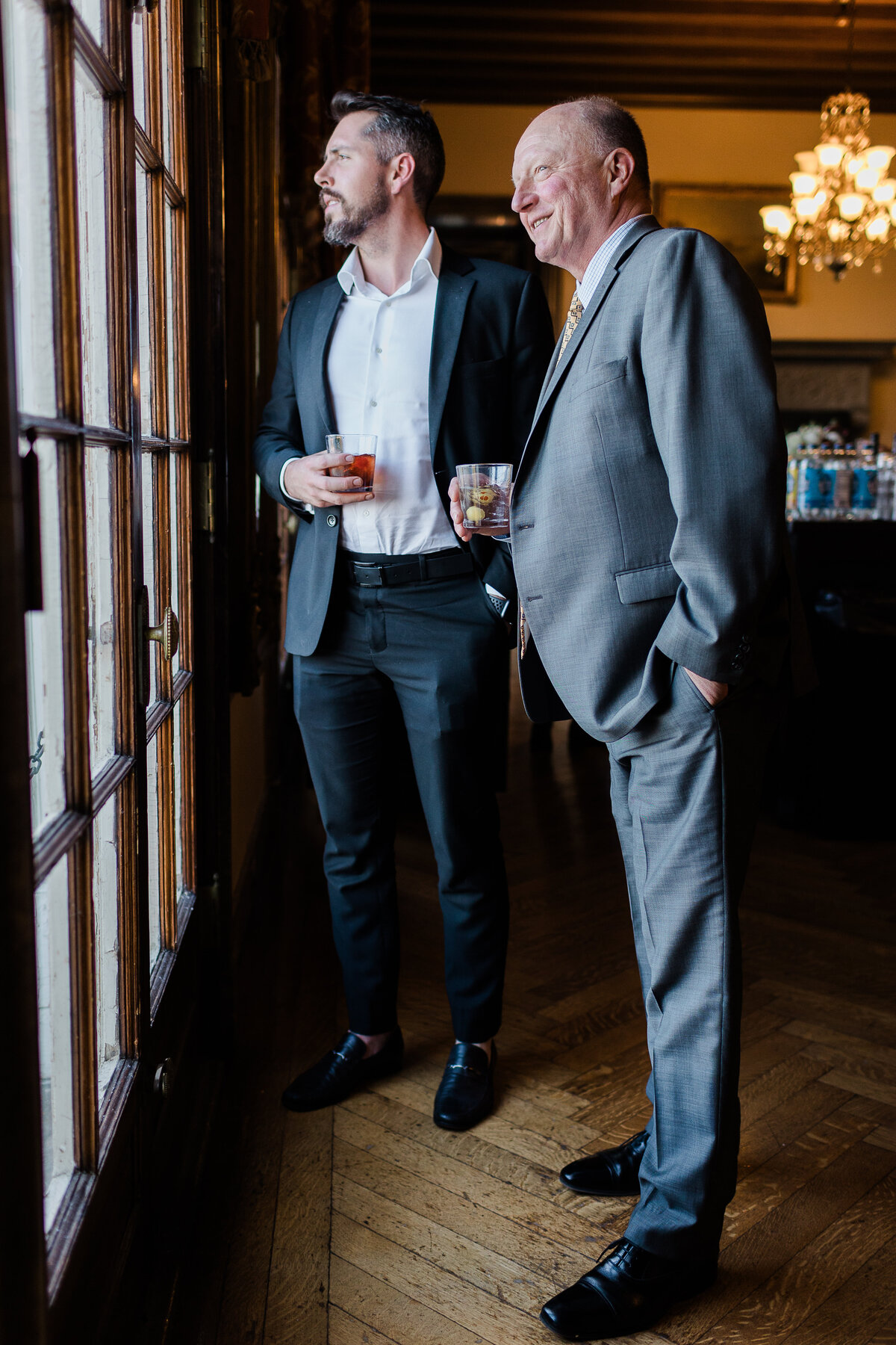 War_Memorial_Luxury_Wedding_Venue_Detroit_Michigan_Jordyn_Dryden_Photography-89