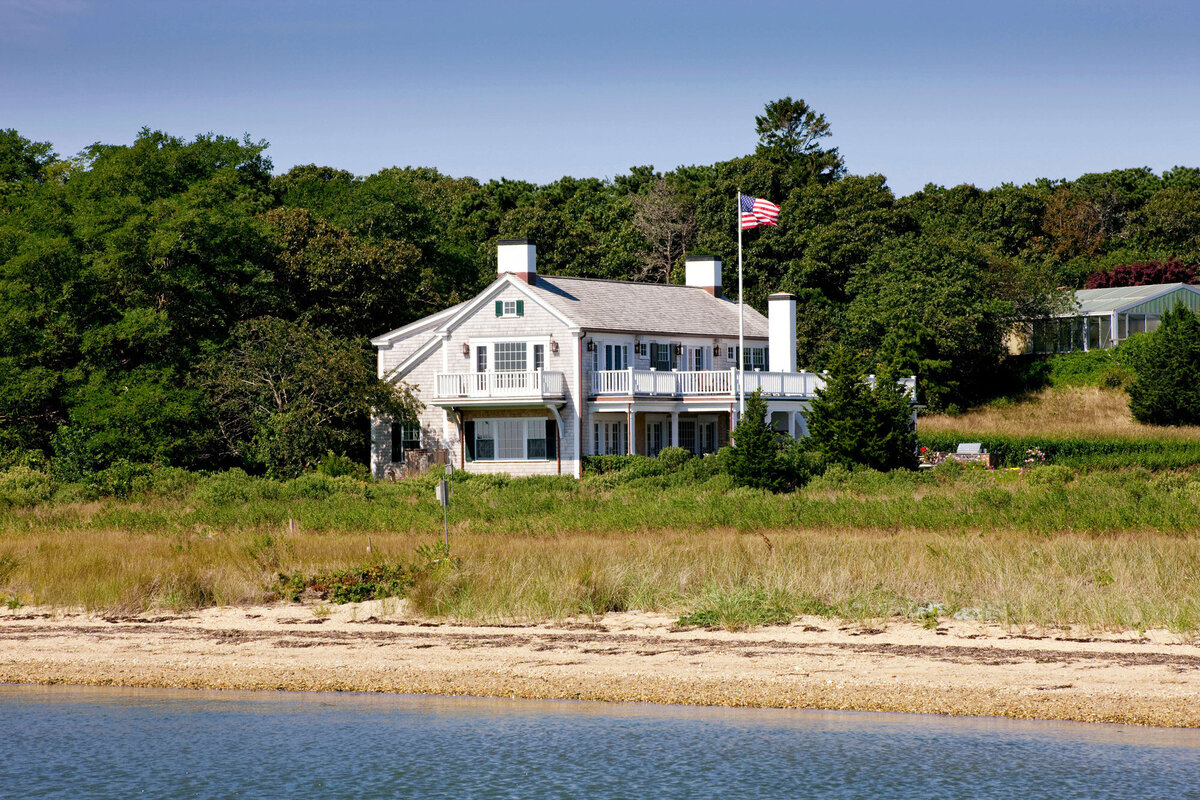 Colonial-Reproductions-Outer-Harbor-Residence (11)