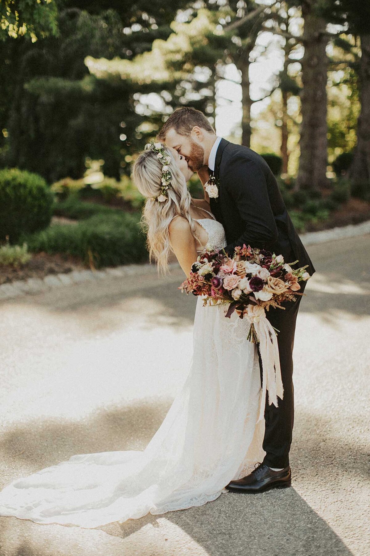 jaclyn-fisher-events-planning-neutral-boho-estate-wedding-in-new-jersey-96