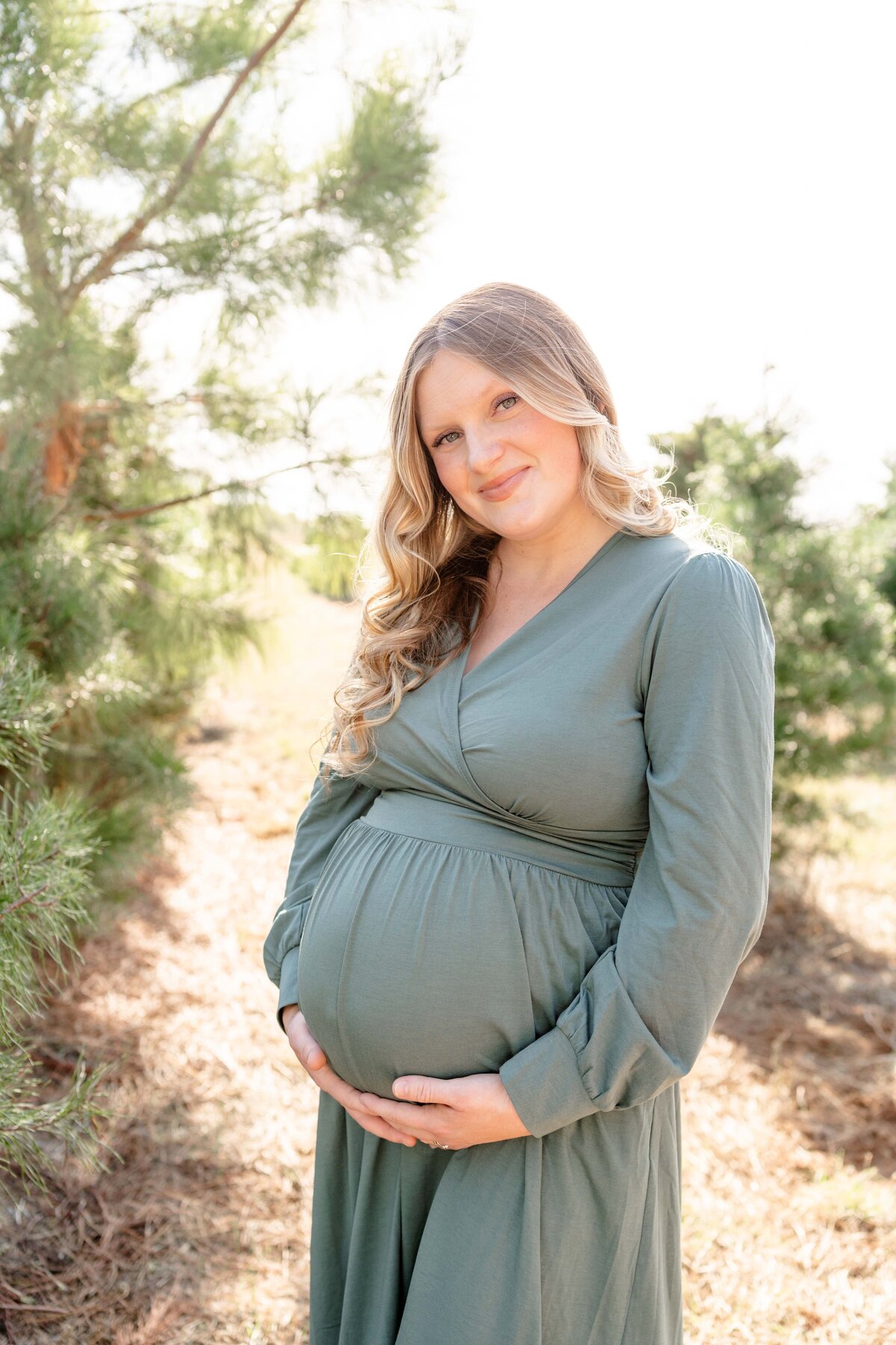 Austin-TX-Christmas-Tree-Farm-Mini-Session-Magnolia-and-Grace-Photography-Co-GinaM-# (1)-40
