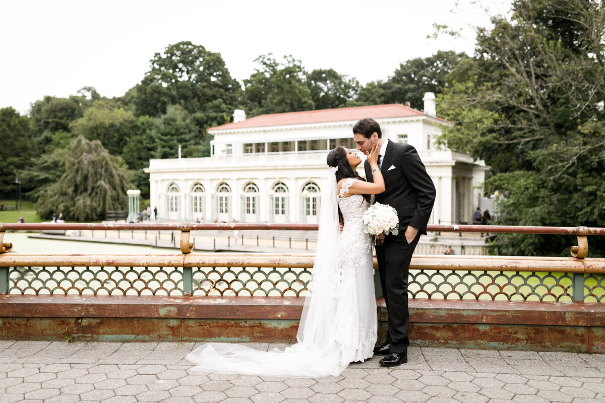 emma-cleary-new-york-nyc-wedding-photographer-videographer-slideshow-michael-13