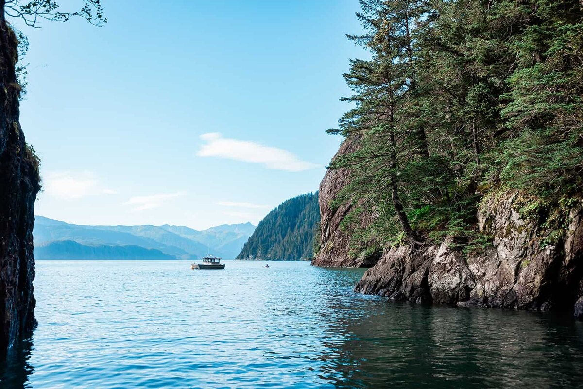 where-to-have-a-luxury-destination-elopement-wedding-in-seward-or-kenai-fjords