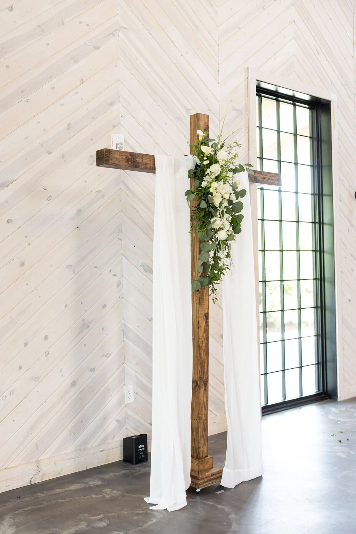 Wedding-at-Board-and-Batten-Lexington-North-Carolina-0044