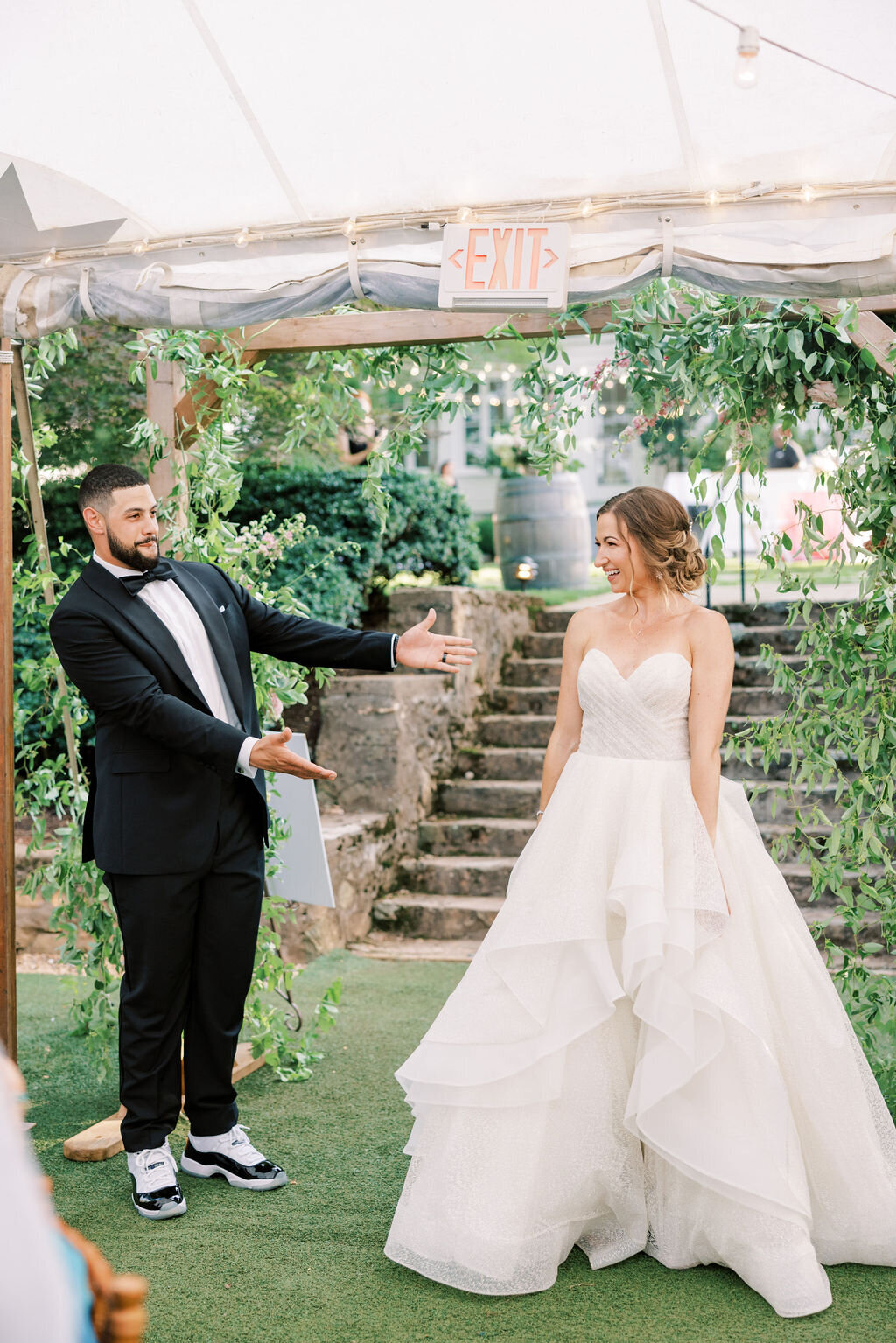 Erin&Austin_KeswickVineyardsWedding_SneakPeek-101