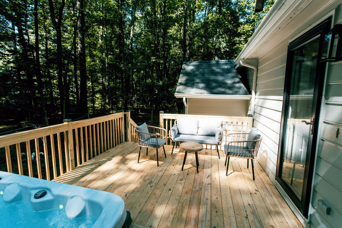 Raleigh Red Room Provocative Adults-Only Retreat in Raleigh NC Photo 34