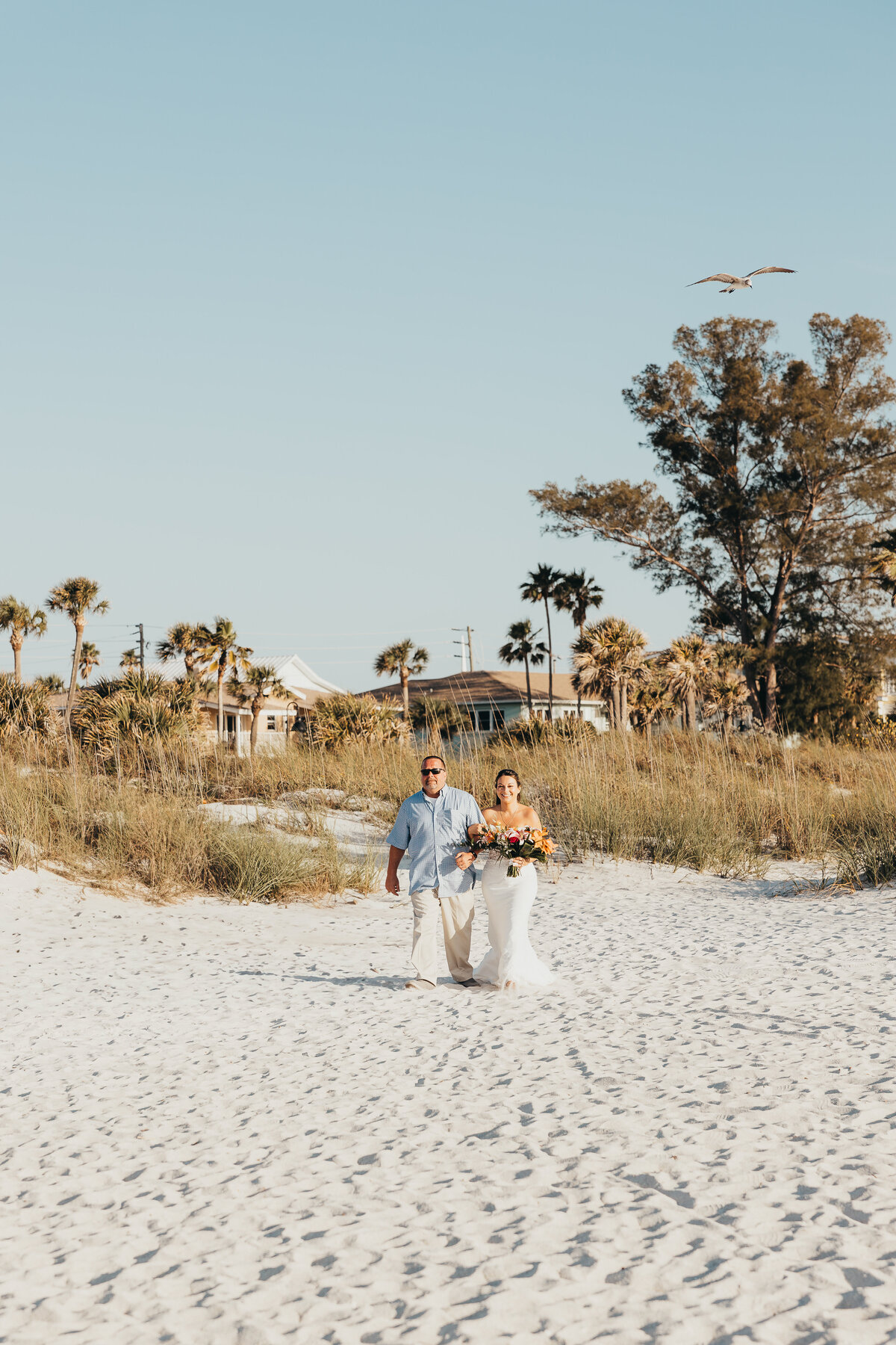 ariel-amir-photo-florida-beach-elopement-tropcial-chantilly-chic-celebrations-21