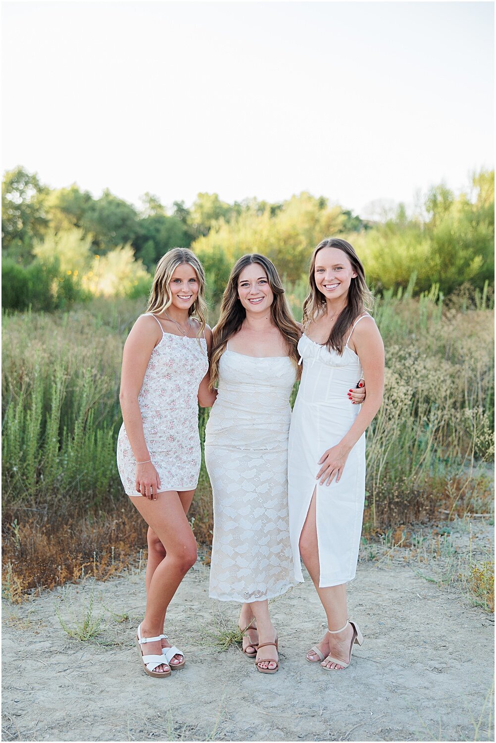 Neutral-Outfit-Insperation-Ideas-Family-Portraits-in-Menifee (5)