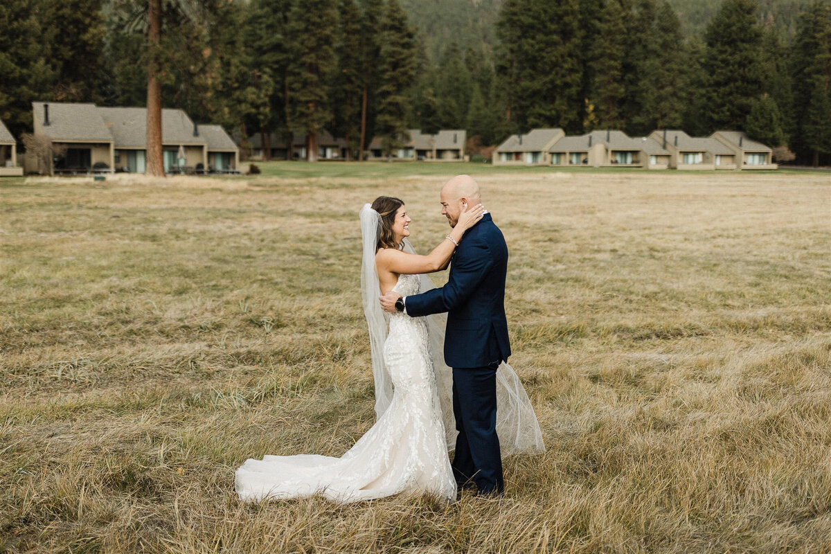 black-butte-ranch-sisters-oregon-wedding-003