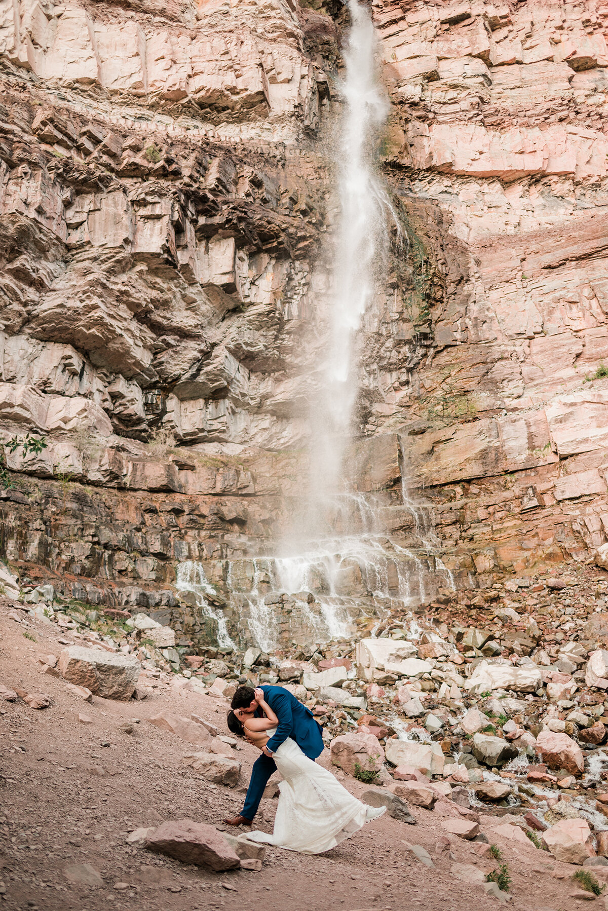 ouray-elopement-crystal-lake-cascade-waterfall_0691s