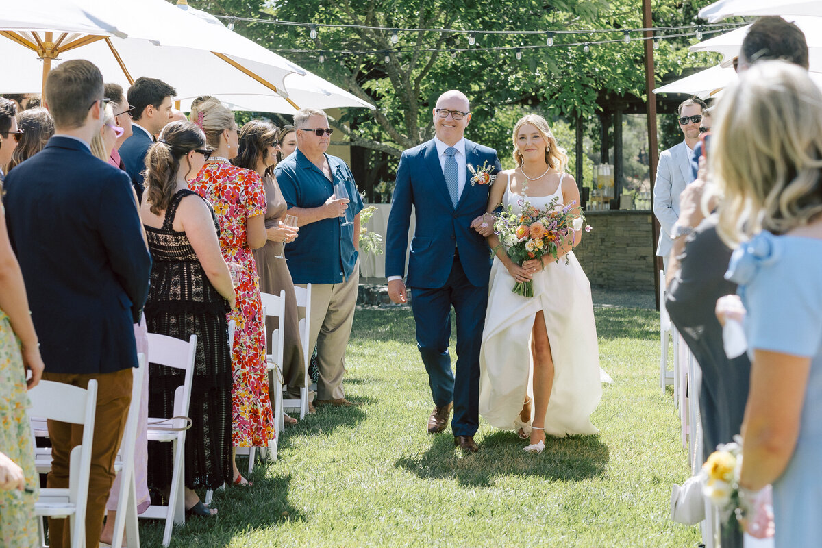 0007_gretchen_gause_photo_healdsburg_wedding_arista_winery_ceremony_blue_sky_2024-