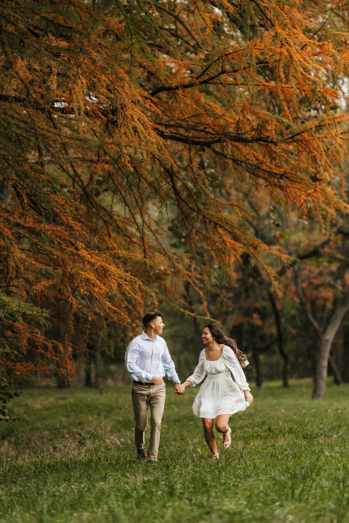 fall engagement session in wimberley