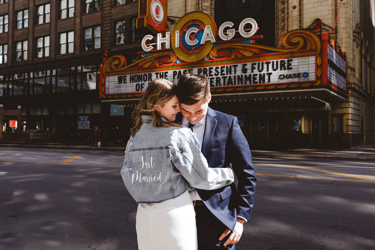chicago-theater-elopement