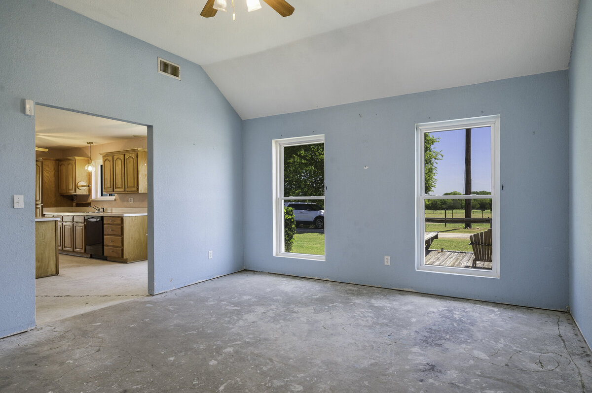 11087Chisum-13